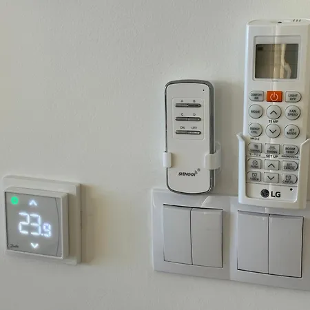 Apartament West *